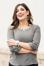 Load image into Gallery viewer, "Paparazzi" Fiercely 5th Ave-Complete Trend Blend