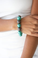 Load image into Gallery viewer, &quot;Paparazzi&quot; Humble Hustle -Green Bracelet
