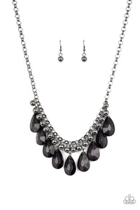 "Paparazzi" Fashionista Flair-Black Necklace